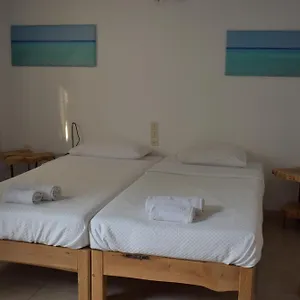 κάντε κράτηση εδώ